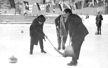 una gara di curling (© Olympic.org)